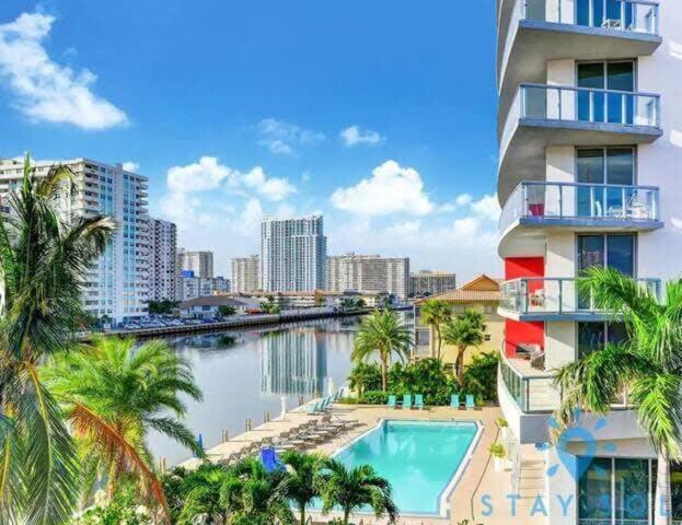 Infinite Views, Amazing Pool, Gym, Near Beach ฮาลลันเดลบีช ภายนอก รูปภาพ