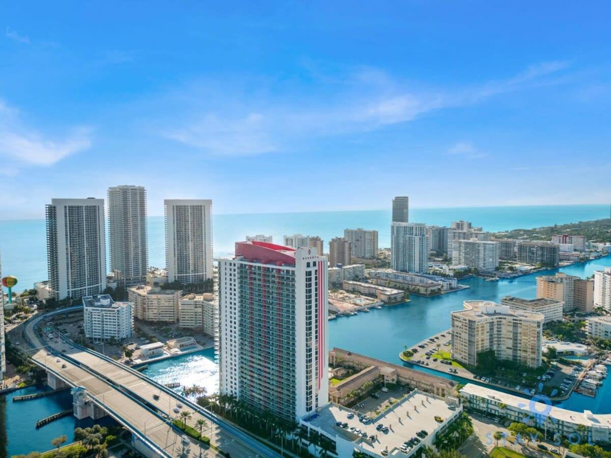 Infinite Views, Amazing Pool, Gym, Near Beach ฮาลลันเดลบีช ภายนอก รูปภาพ