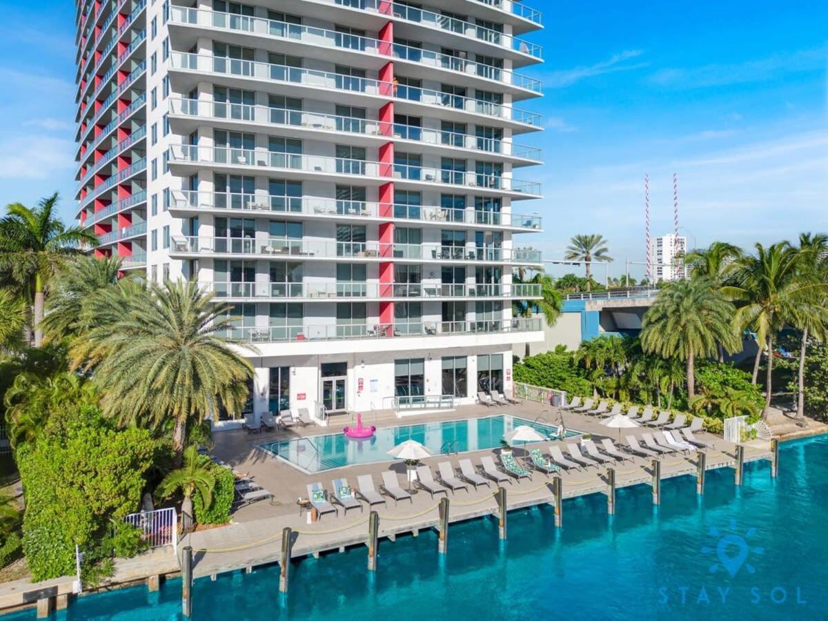 Infinite Views, Amazing Pool, Gym, Near Beach ฮาลลันเดลบีช ภายนอก รูปภาพ